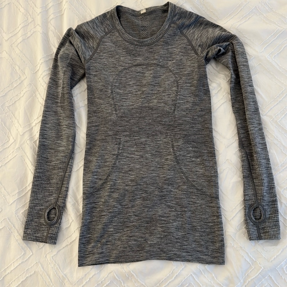 lululemon athletica Gray Long Sleeve Top